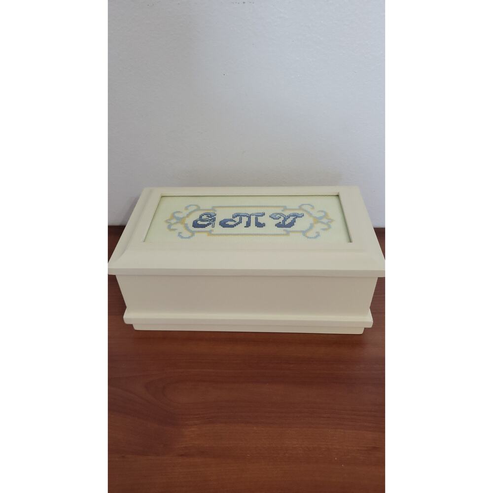 Wooden Jewlery Box